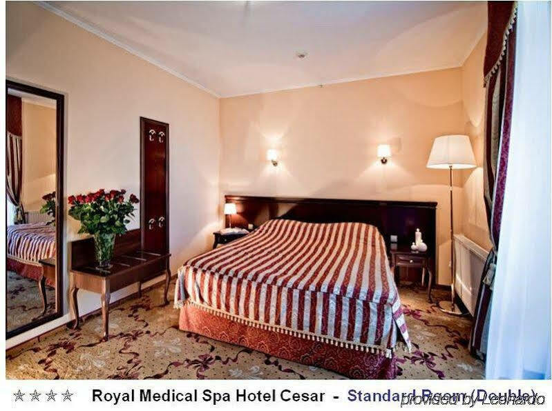 Royal Medical Cezar Hotel Трускавец Екстериор снимка